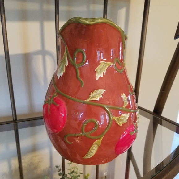 Pitcher Raised Vegetables Design ECU - Picture 4 of 8